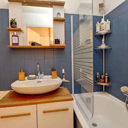 Paradis T1 Clim Terrasse Wi-fi * Fréjus